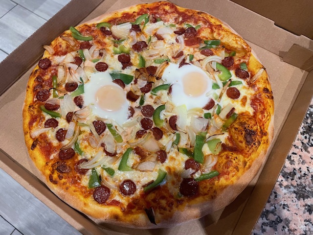 Sauce Tomates Fromage Merguez Poivrons Oignons Œuf